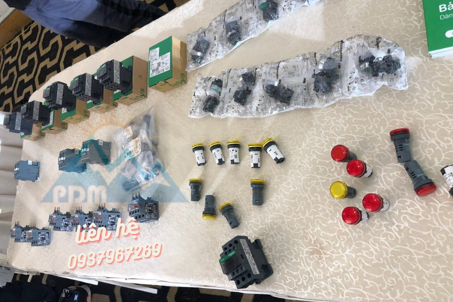 phụ kiện tủ điện